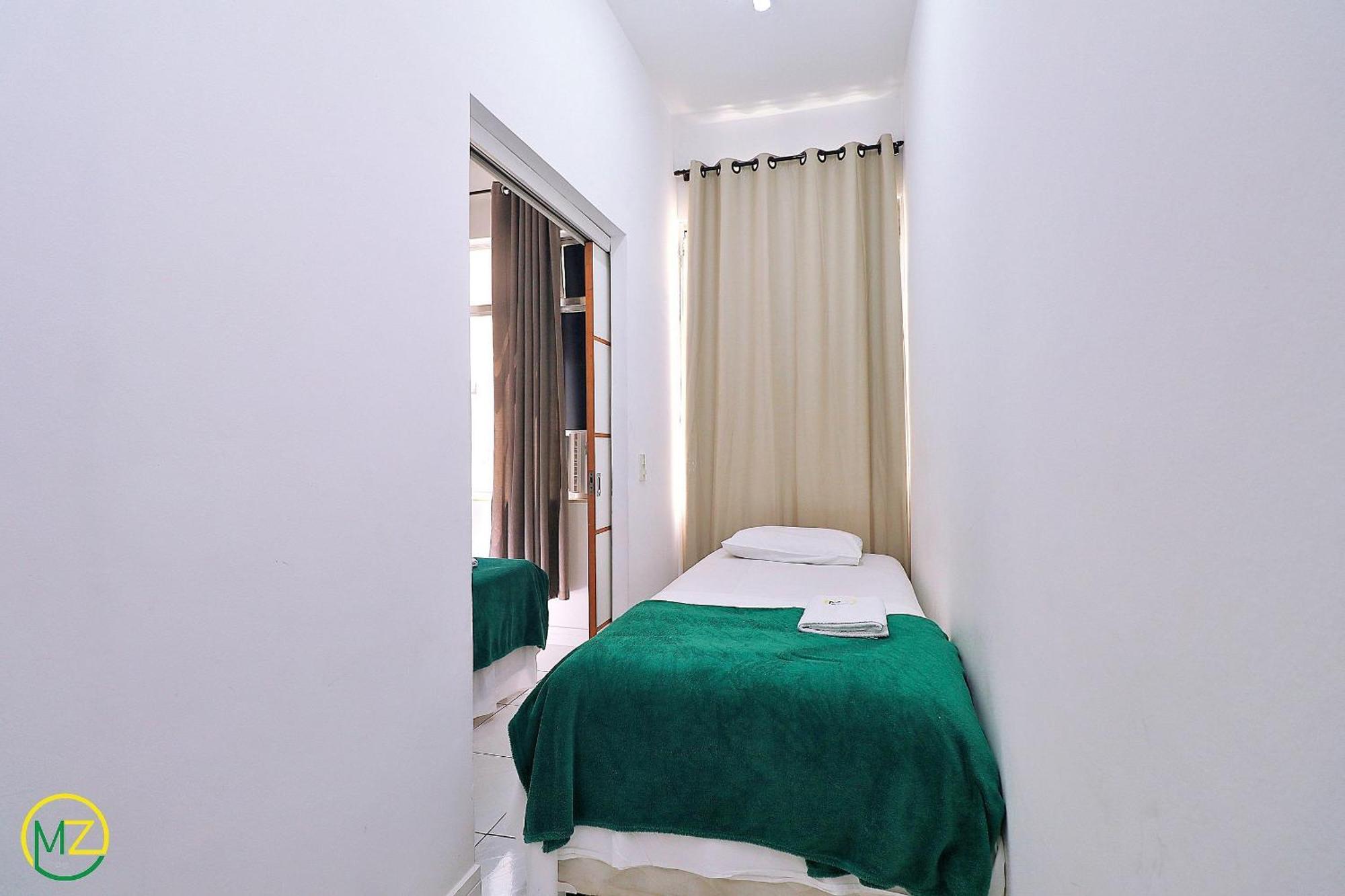 Sala e quarto simples e silencioso para 4 pessoas em Copacabana! Rio de Janeiro Exterior foto